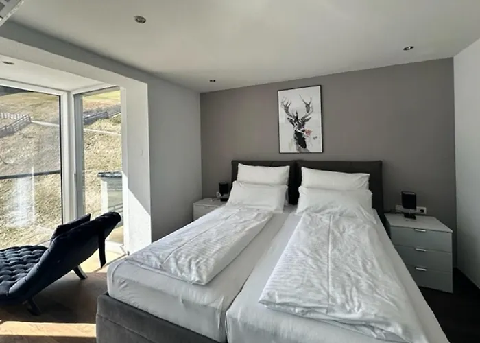 Ischglliving Family *